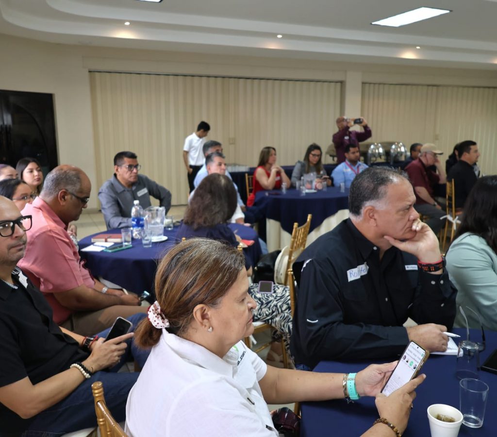 Foro Azuero- 04-09-2026 (11) Foro Azuero- 04-09-2026 (11)